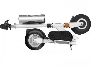 Electric and foldable scooter