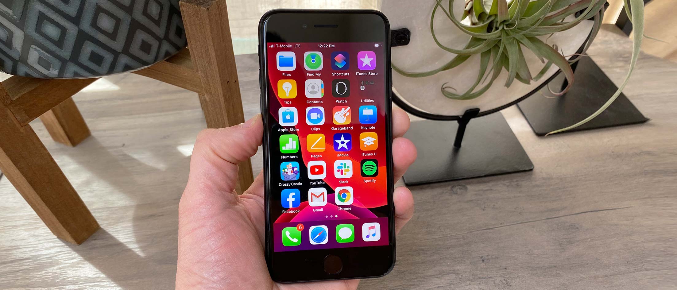 iPhone SE 3: iPhone SE 2020